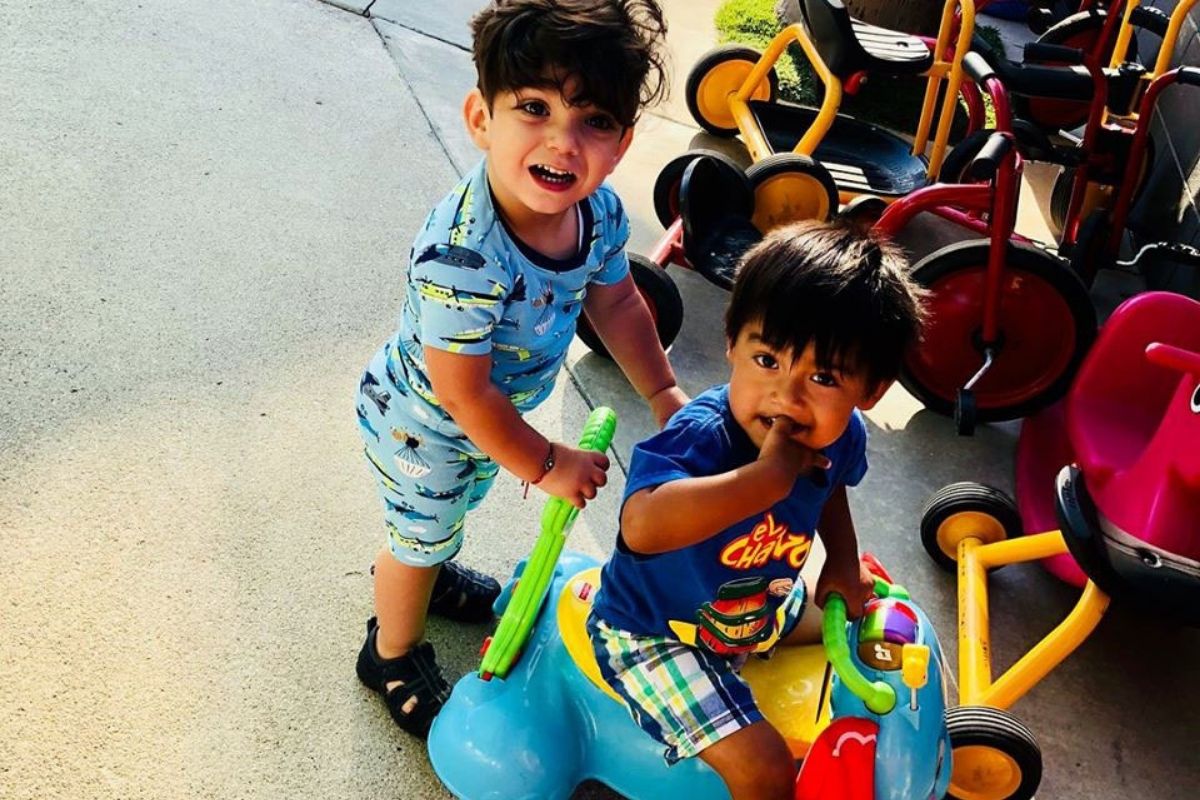 smiling toddler friends at a Preschool & Daycare Serving North Hollywood, Santa Monica & Van Nuys, CA